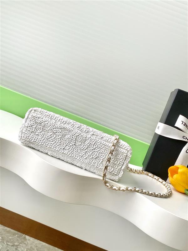 2026127215020823 720